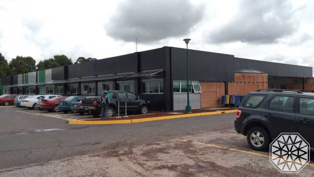 Fachada con danpalon