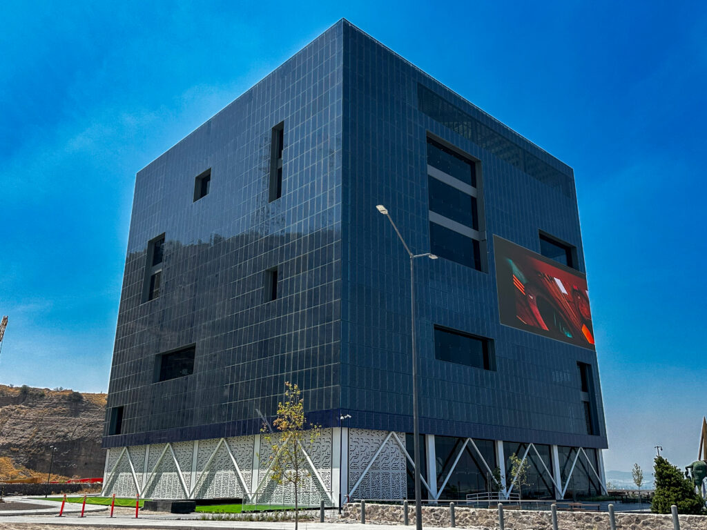 Canceleria de Aluminio Características y Beneficios por qué usarla